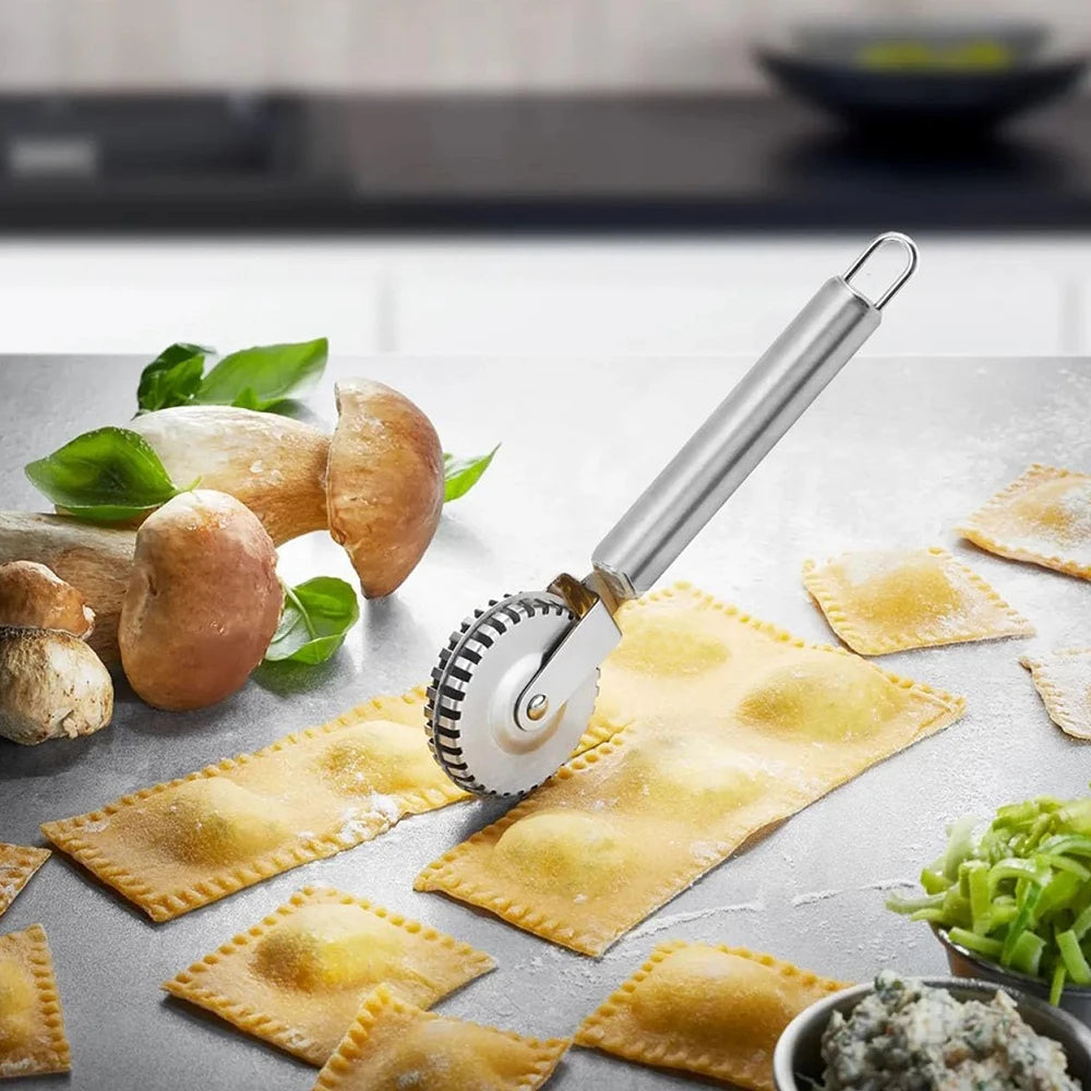 Pastry Dough Wheel Cutter