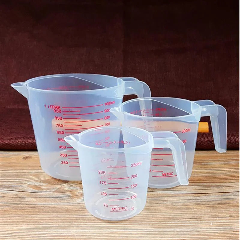 Plastic Liquid Measuring Beakers